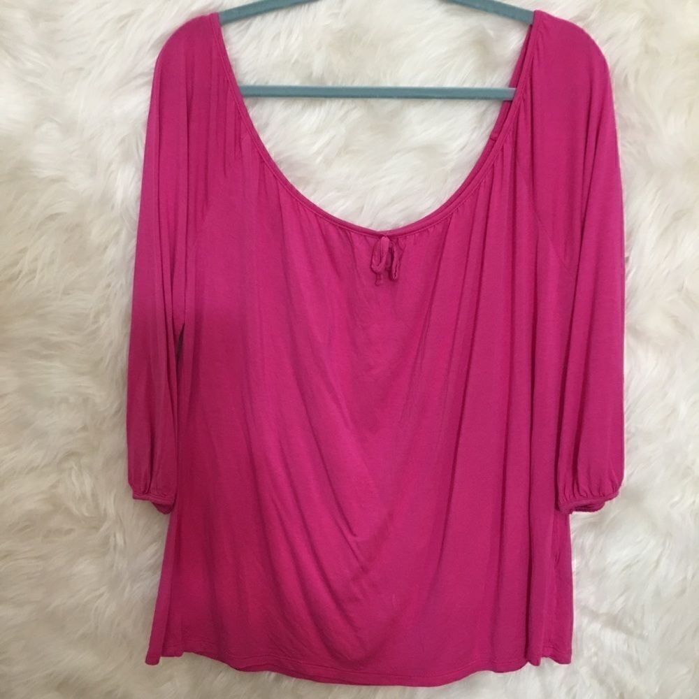 Pink Clover plus size top‎